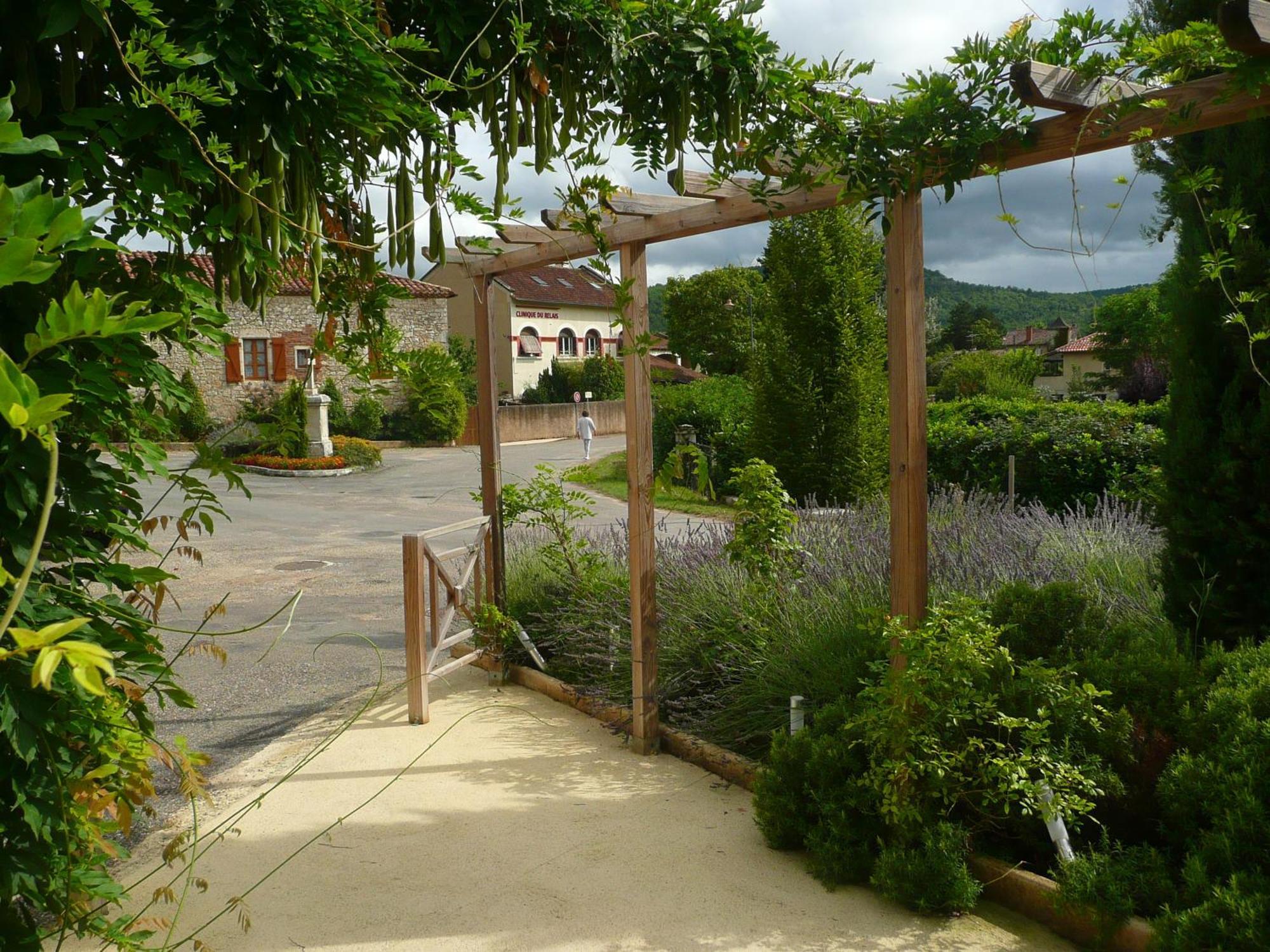 Hotel Le Vinois Caillac Esterno foto