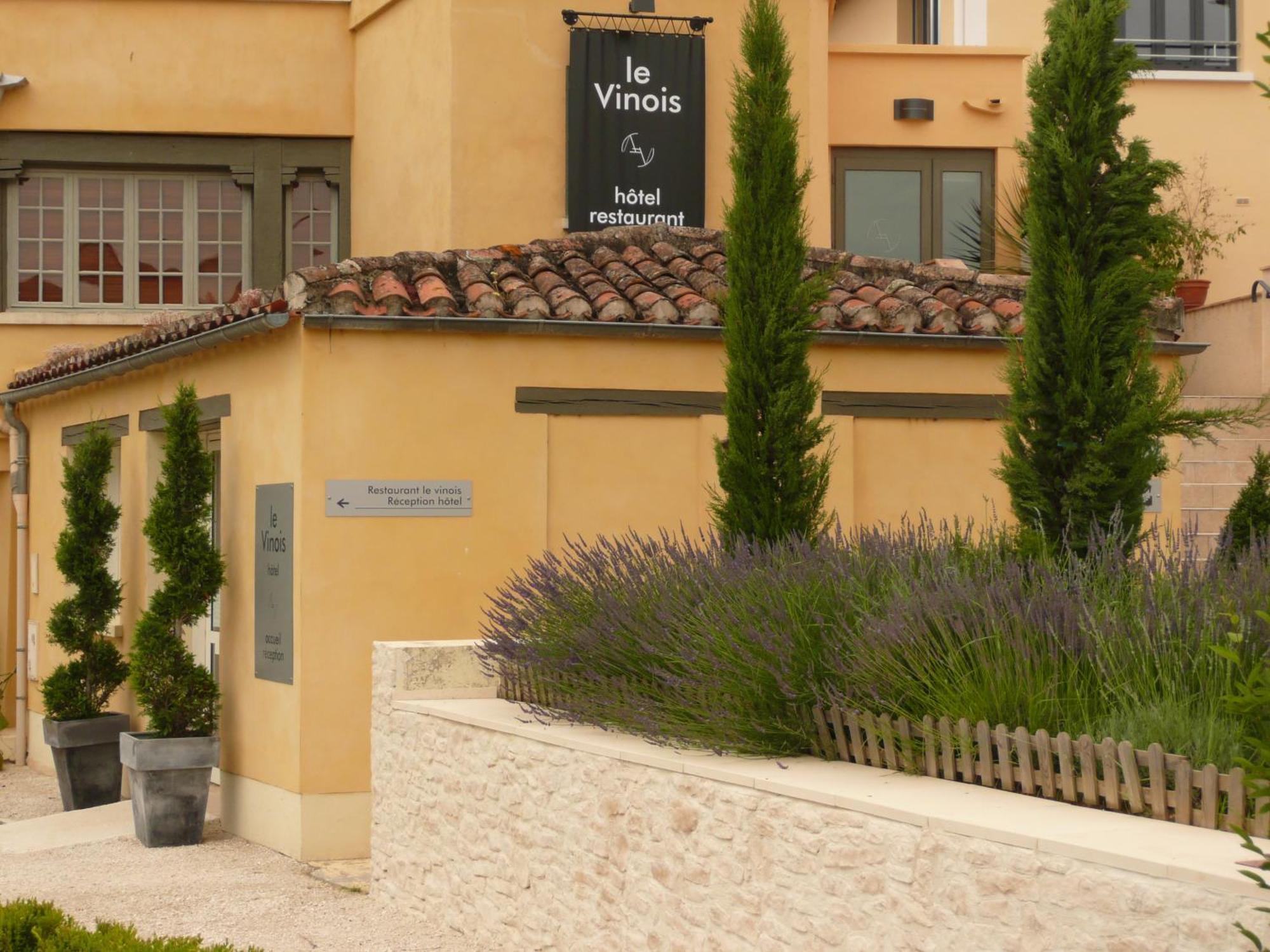 Hotel Le Vinois Caillac Esterno foto
