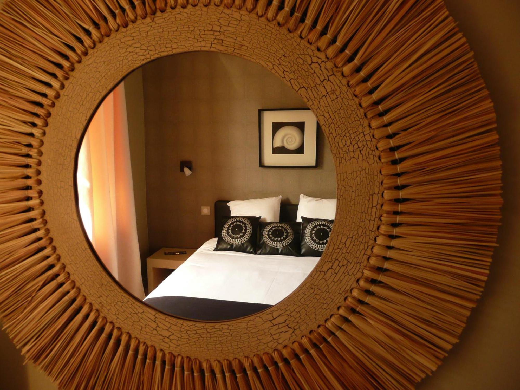 Hotel Le Vinois Caillac Esterno foto